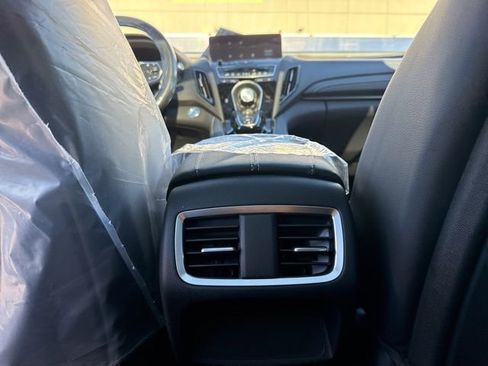 New 2025 Acura RDX SH-AWD image 37