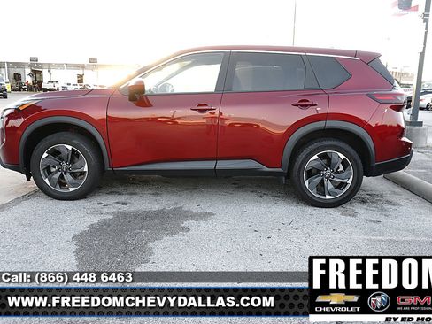 Used 2025 Nissan Rogue SV FWD image 5