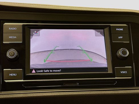 Used 2024 Volkswagen Jetta SE FWD image 22
