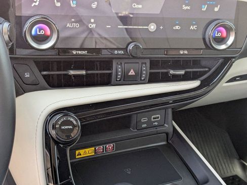 Used 2026 Lexus NX 350 AWD w/ Accessory Package (2T) image 15