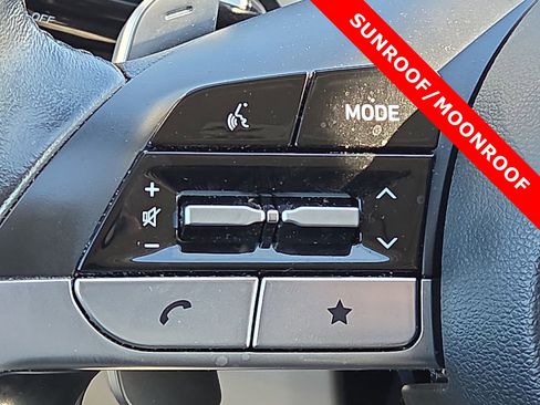 Used 2023 Hyundai Tucson Limited image 21