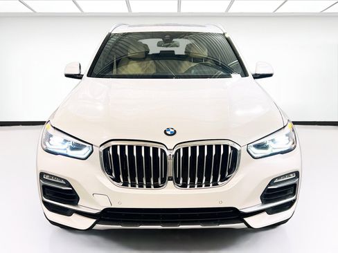 Used 2019 BMW X5 xDrive40i w/ Premium Package 2 AWD/4WD image 2