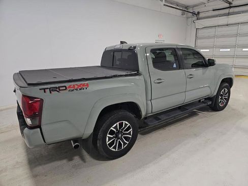 Used 2023 Toyota Tacoma TRD Sport image 6
