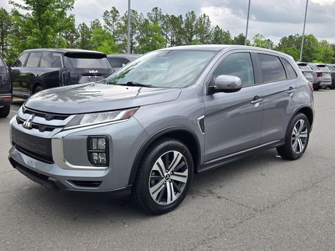 Used 2024 Mitsubishi Outlander Sport AWD image 3
