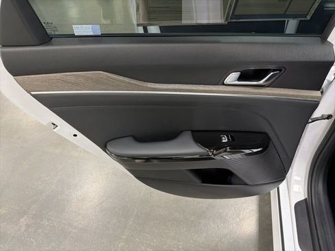 Used 2024 Kia K5 EX image 15