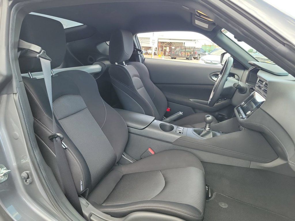 Used 2025 Nissan Z Sport w/ Floor Mat Package RWD image 24