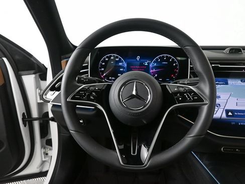 Used 2026 Mercedes-Benz E 350 Sedan image 2