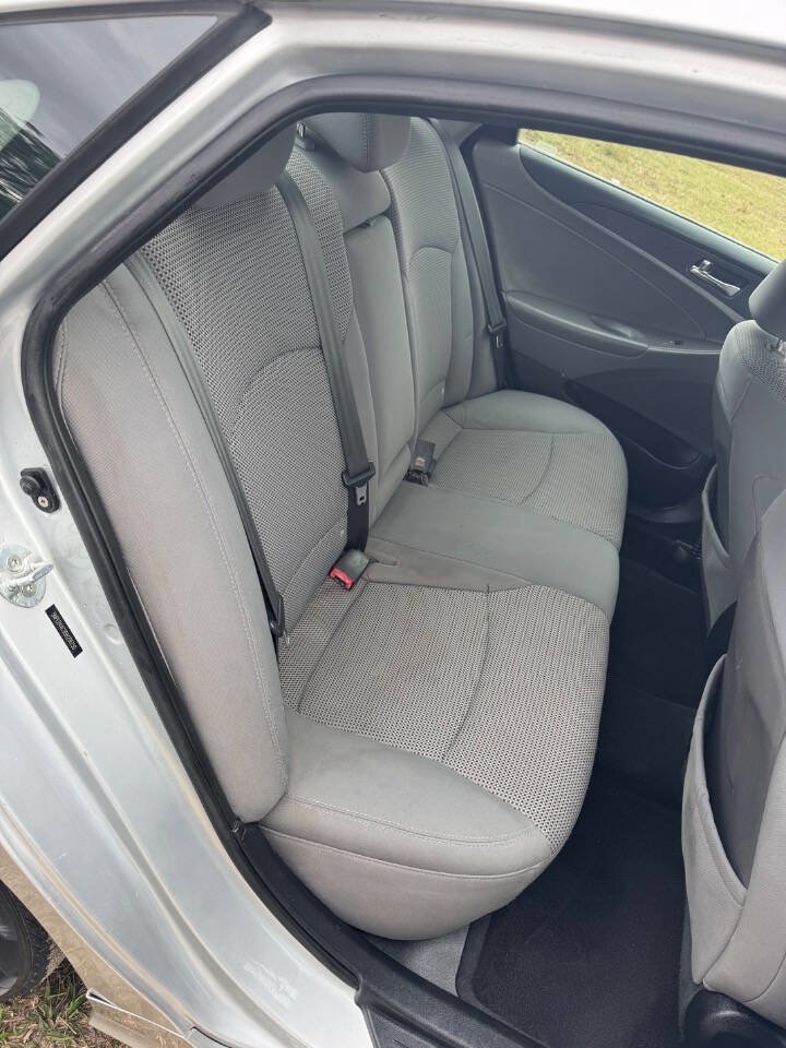 Used 2011 Hyundai Sonata GLS w/ Popular Equipment Pkg 2 FWD image 14