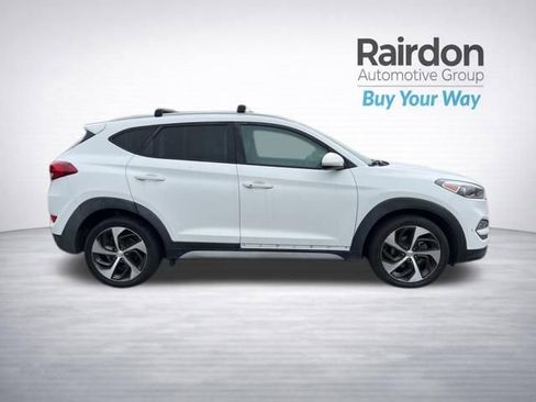Used 2017 Hyundai Tucson Sport image 10