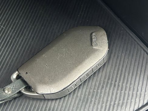 Used 2025 Kia K5 LXS image 21