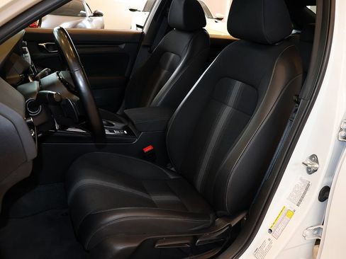 Used 2022 Honda Civic Sport image 5