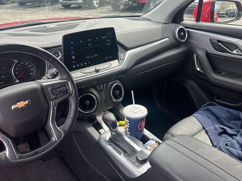 Used 2023 Chevrolet Blazer LT image 5