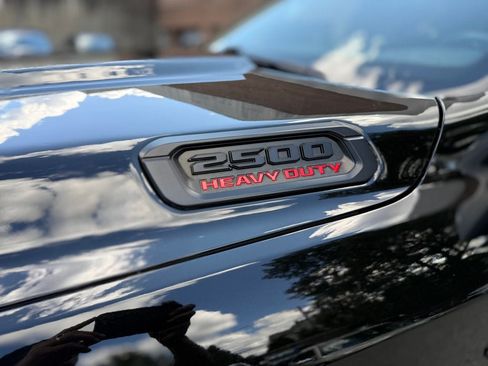Used 2019 RAM 2500 Laramie w/ Night Edition AWD/4WD image 16