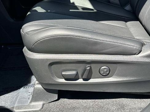 Certified 2026 INFINITI QX60 Luxe w/ Cargo Package AWD/4WD image 29