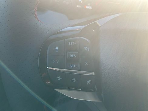 New 2026 Ford Explorer ST-Line w/ ST-Line Street Pack image 19