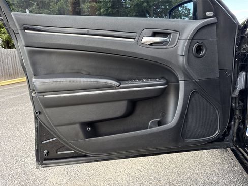 Used 2021 Chrysler 300 S image 13