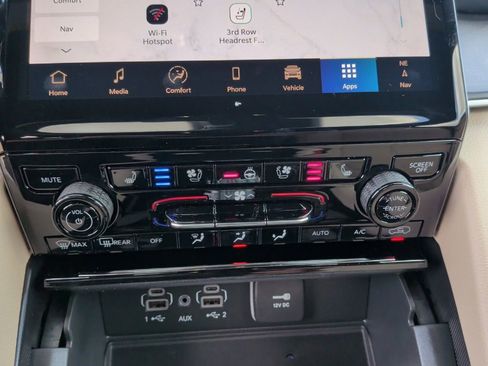 New 2025 Jeep Grand Cherokee L Limited image 38