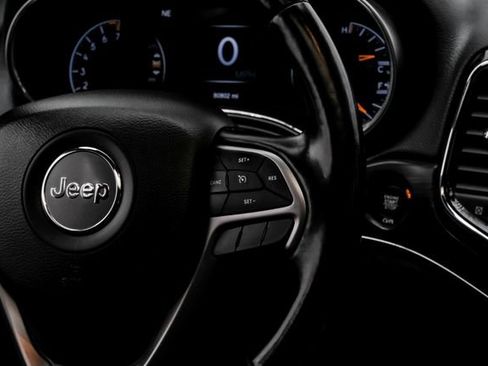 Used 2021 Jeep Grand Cherokee Limited AWD/4WD image 26