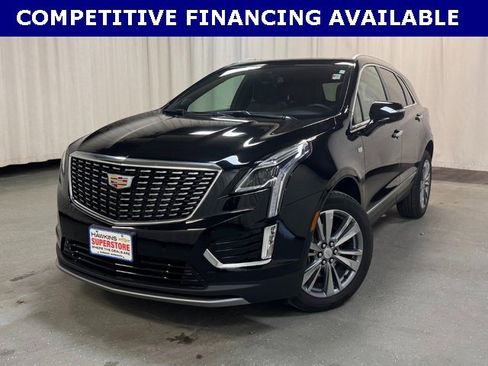 Used 2025 Cadillac XT5 Premium Luxury image 9