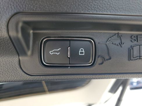 Used 2026 Ford Explorer Active w/ Active Comfort Package RWD image 31
