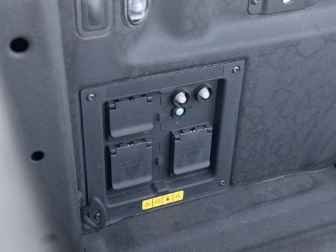 Used 2023 Ford F150 Lightning XLT w/ Equipment Group 312A High image 29