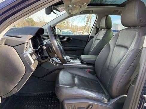 Used 2022 Audi Q7 2.0T Premium w/ Convenience Package image 22