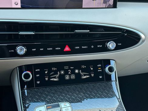 New 2026 Genesis GV70 3.5T Sport Prestige AWD/4WD image 21