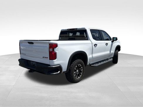 Used 2022 Chevrolet Silverado 1500 ZR2 AWD/4WD image 3