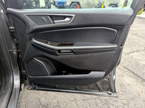 Used 2017 Ford Edge SEL w/ Equipment Group 201A image 33