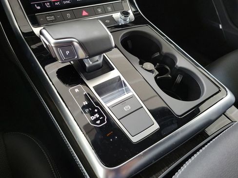 Used 2025 Audi Q7 3.0T Premium Plus image 14