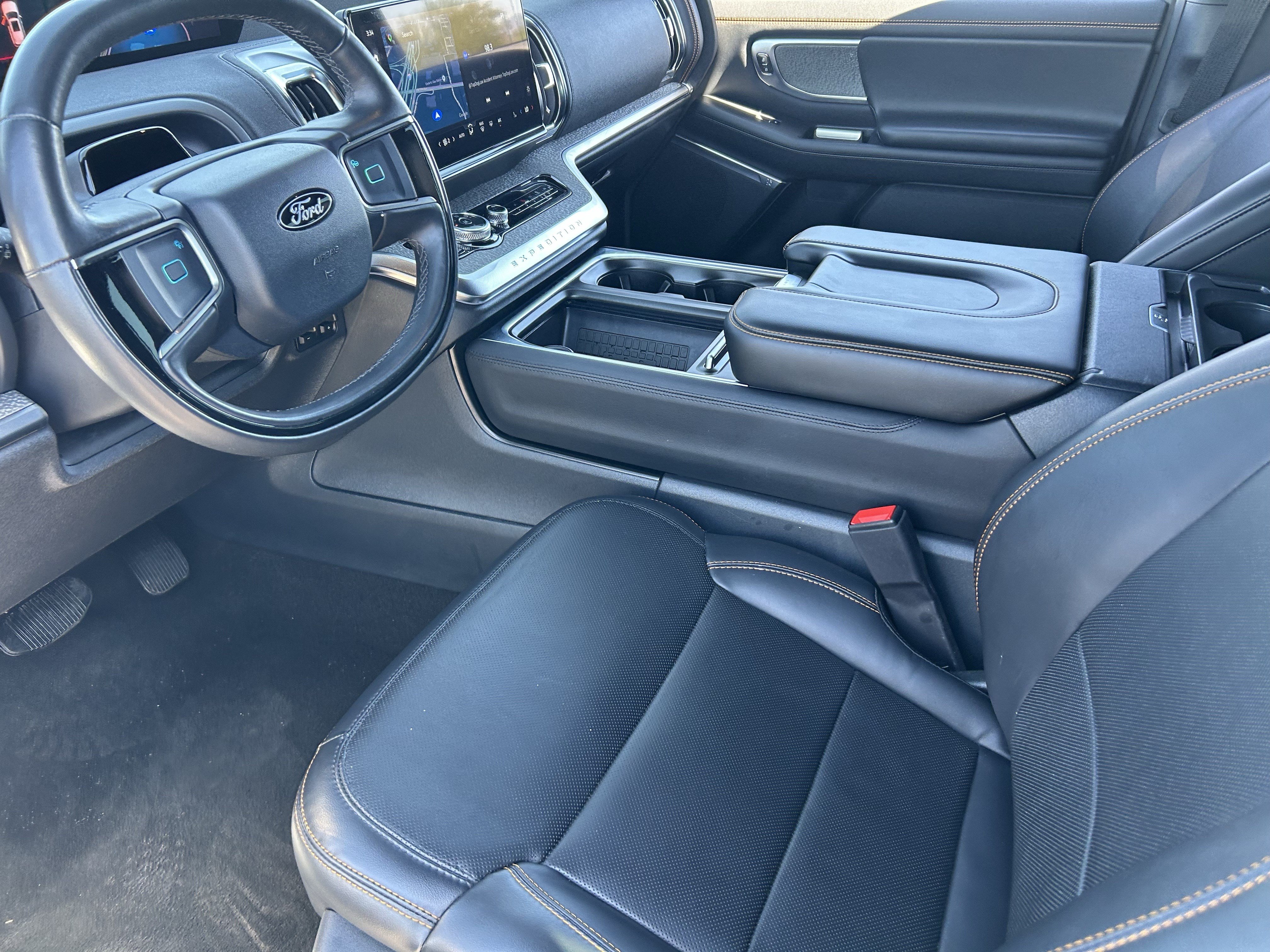 Used 2025 Ford Expedition Tremor AWD/4WD image 26