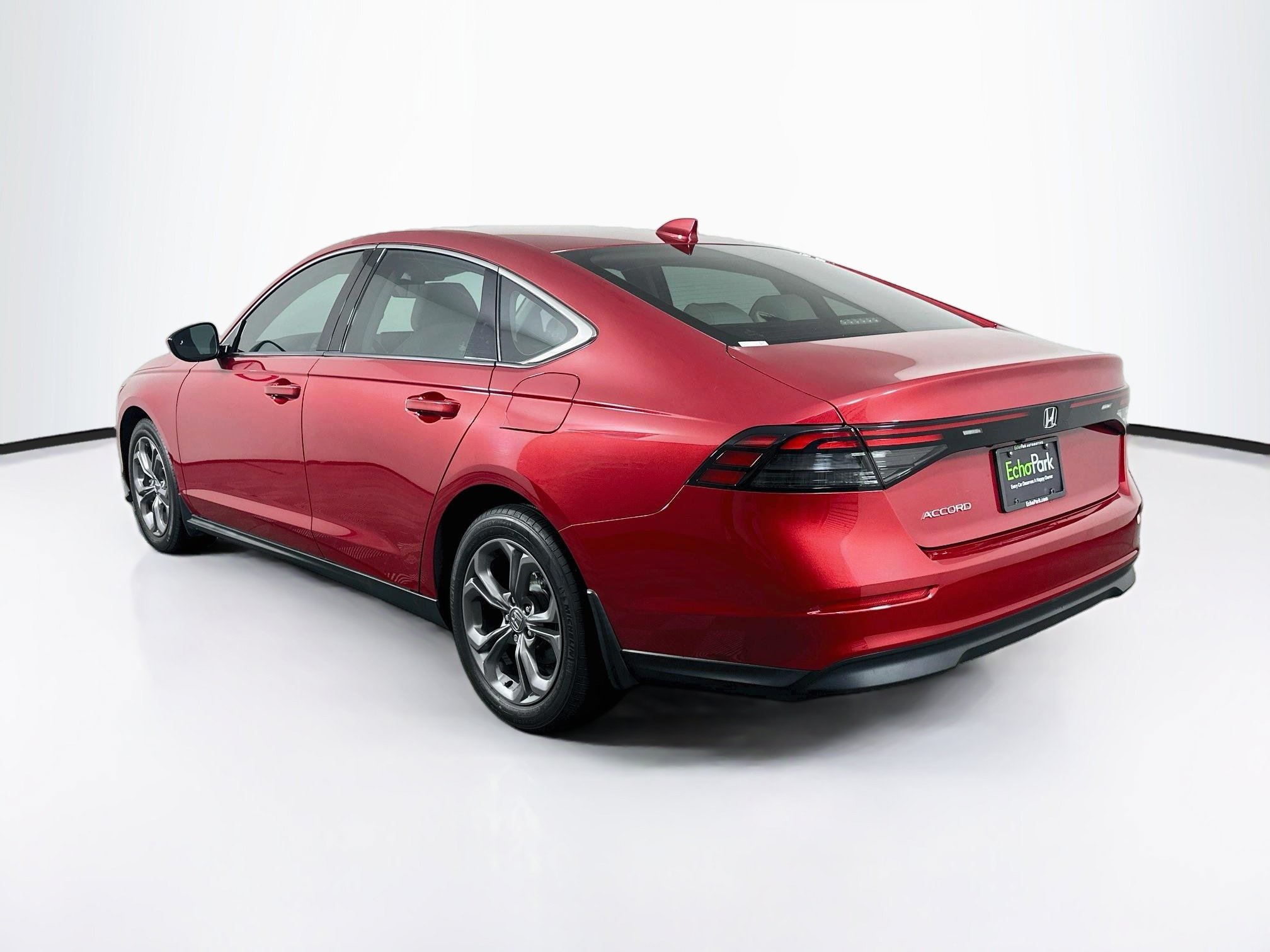 Used 2024 Honda Accord EX image 5
