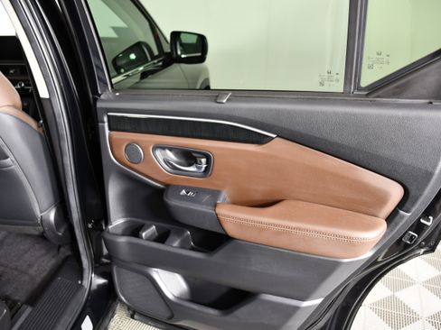Used 2024 Honda Pilot Elite image 45