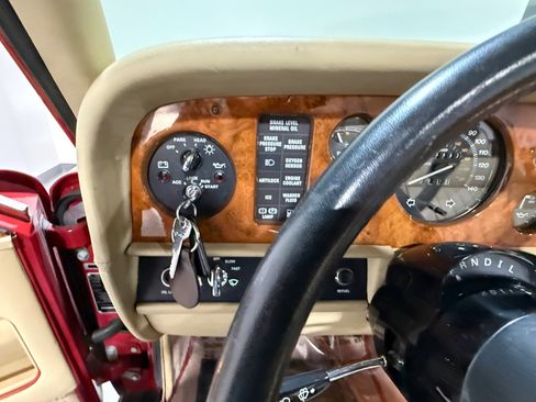 Used 1988 Rolls-Royce Corniche II image 35