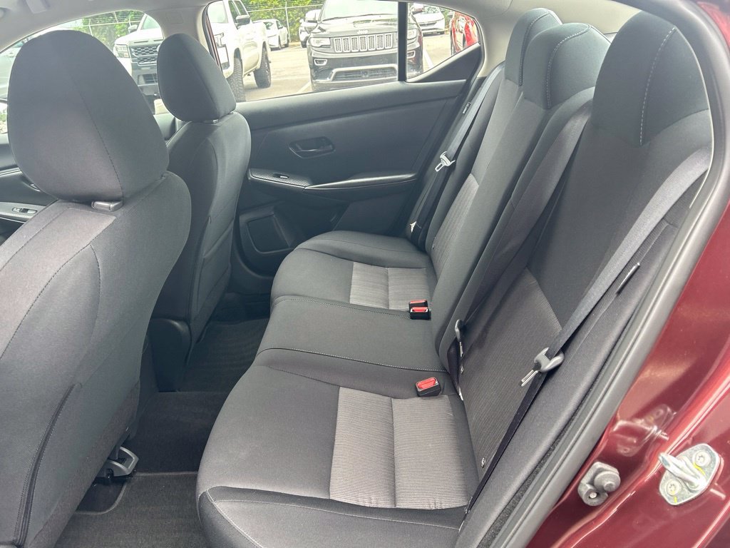 Used 2025 Nissan Sentra SV FWD image 18