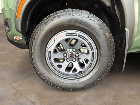 New 2026 Nissan Frontier PRO-4X w/ Tow Package AWD/4WD image 14
