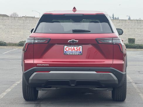 New 2026 Chevrolet Equinox LT w/ LPO, Floor Liner Package image 6