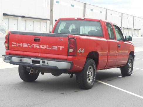 Used 2004 Chevrolet Silverado 1500 W/T image 10