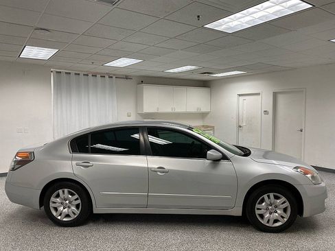 Used 2009 Nissan Altima 2.5 image 4