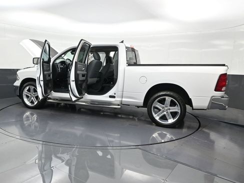 Used 2019 RAM 1500 Big Horn image 34