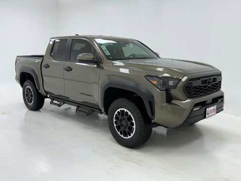 New 2026 Toyota Tacoma TRD Off-Road AWD/4WD image 1