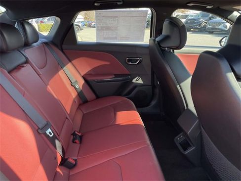 New 2025 Kia K4 GT-Line image 23