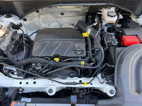 Used 2025 Buick Encore GX Preferred image 25