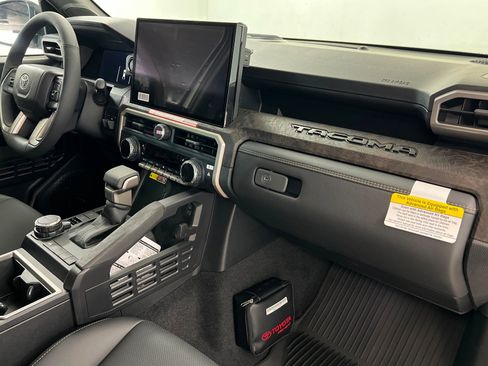New 2026 Toyota Tacoma 4x4 Double Cab Hybrid image 23