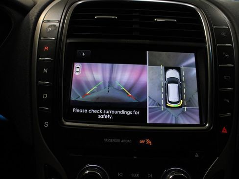 Used 2020 Lincoln Nautilus Reserve w/ Equipment Group 201A AWD/4WD image 5