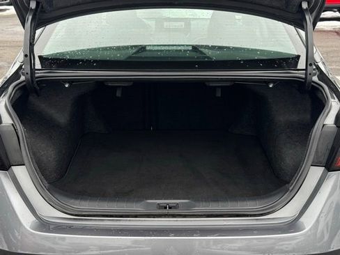 Used 2023 Nissan Altima 2.5 SV w/ SV Premium Package image 9