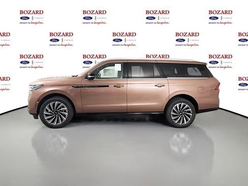 New 2025 Lincoln Navigator L Black Label image 4