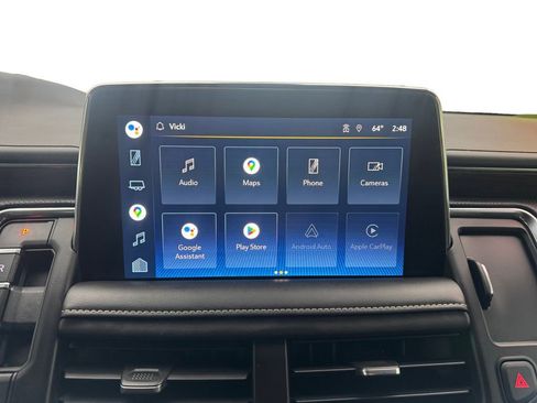 Used 2022 Chevrolet Suburban Premier w/ Premium Package image 27