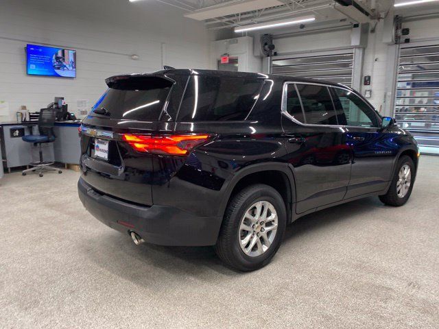 Used 2023 Chevrolet Traverse LS AWD/4WD image 5
