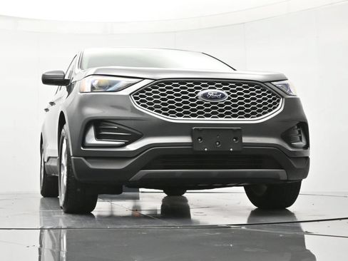 Used 2024 Ford Edge SEL AWD/4WD image 36